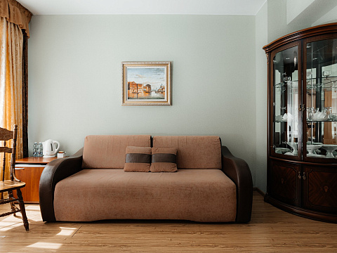 Санаторий «Родник», Кисловодск. Основной корпус, номера